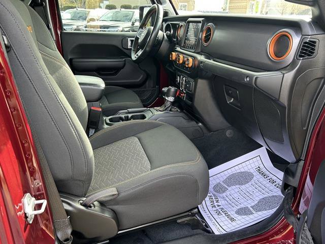 Used 2022 Jeep Gladiator Mojave w/ Trailer Tow Package image 21