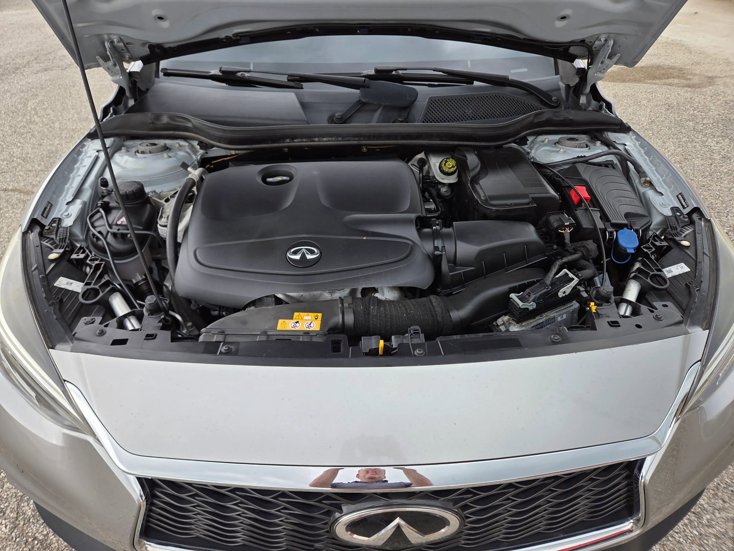 Used 2018 INFINITI QX30 AWD image 23