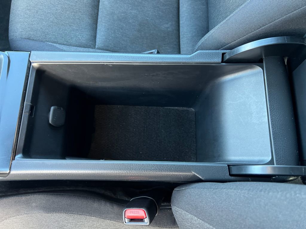 Used 2025 Toyota Camry LE FWD image 22
