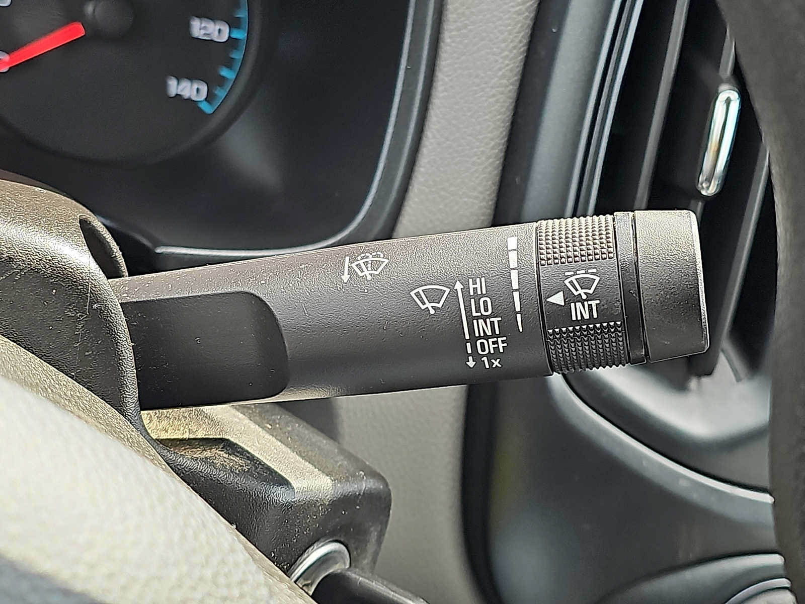Used 2018 Chevrolet Colorado W/T AWD/4WD image 21