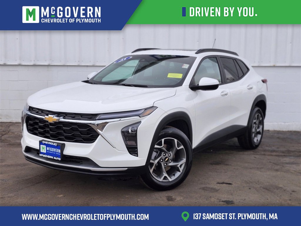 Used 2025 Chevrolet Trax LT w/ Sunroof Package