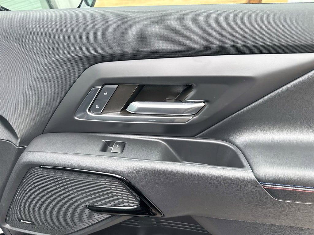 Used 2024 Chevrolet Silverado EV RST image 31