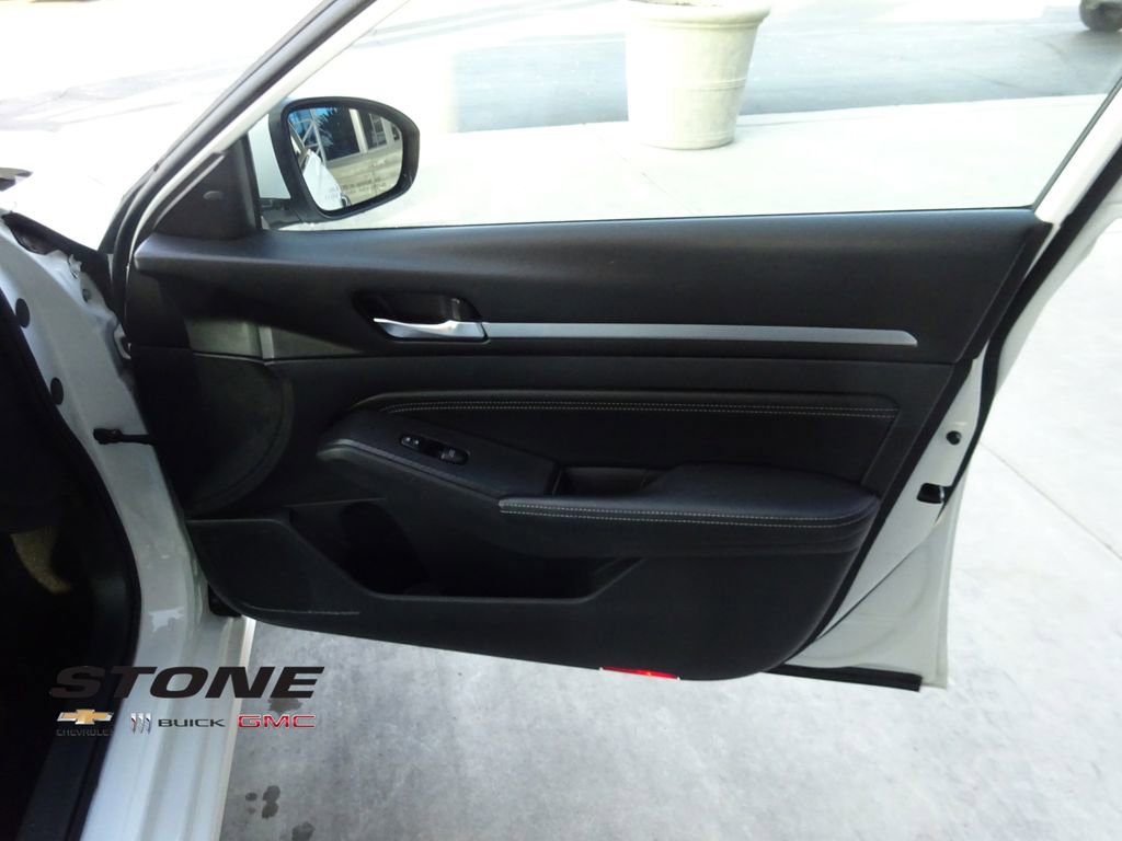 Used 2019 Nissan Altima 2.5 Platinum image 31