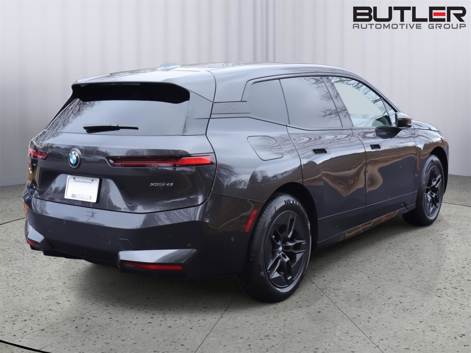 Used 2026 BMW iX xDrive45 image 6