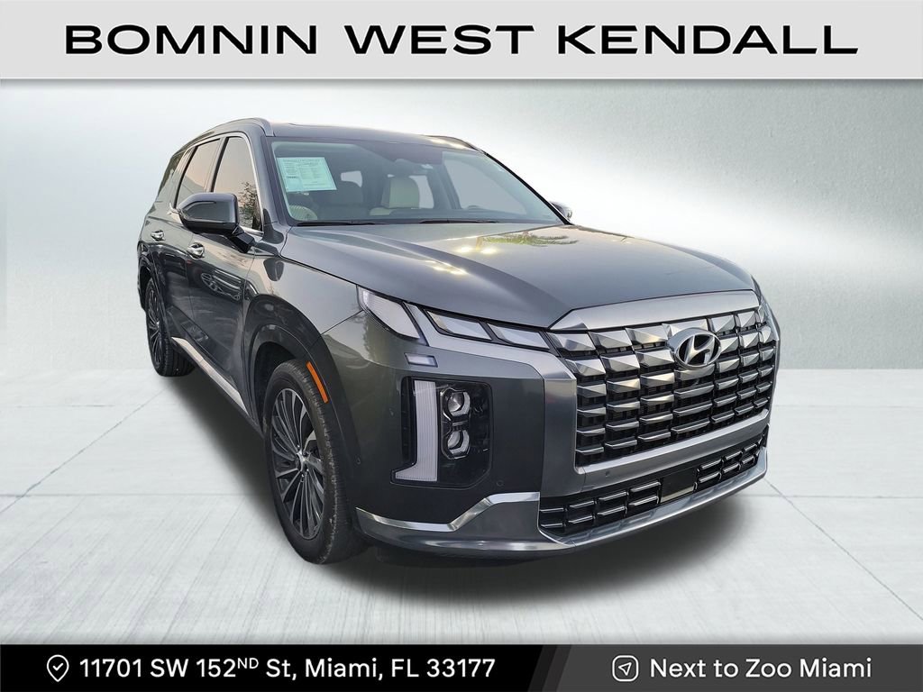 Used 2024 Hyundai Palisade Calligraphy image 1