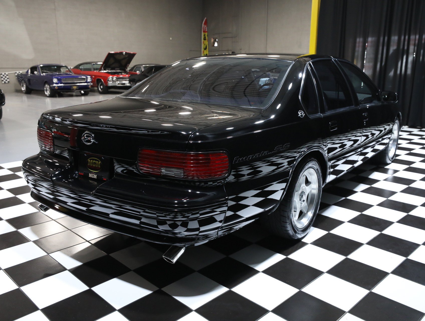 Used 1996 Chevrolet Impala SS RWD image 18