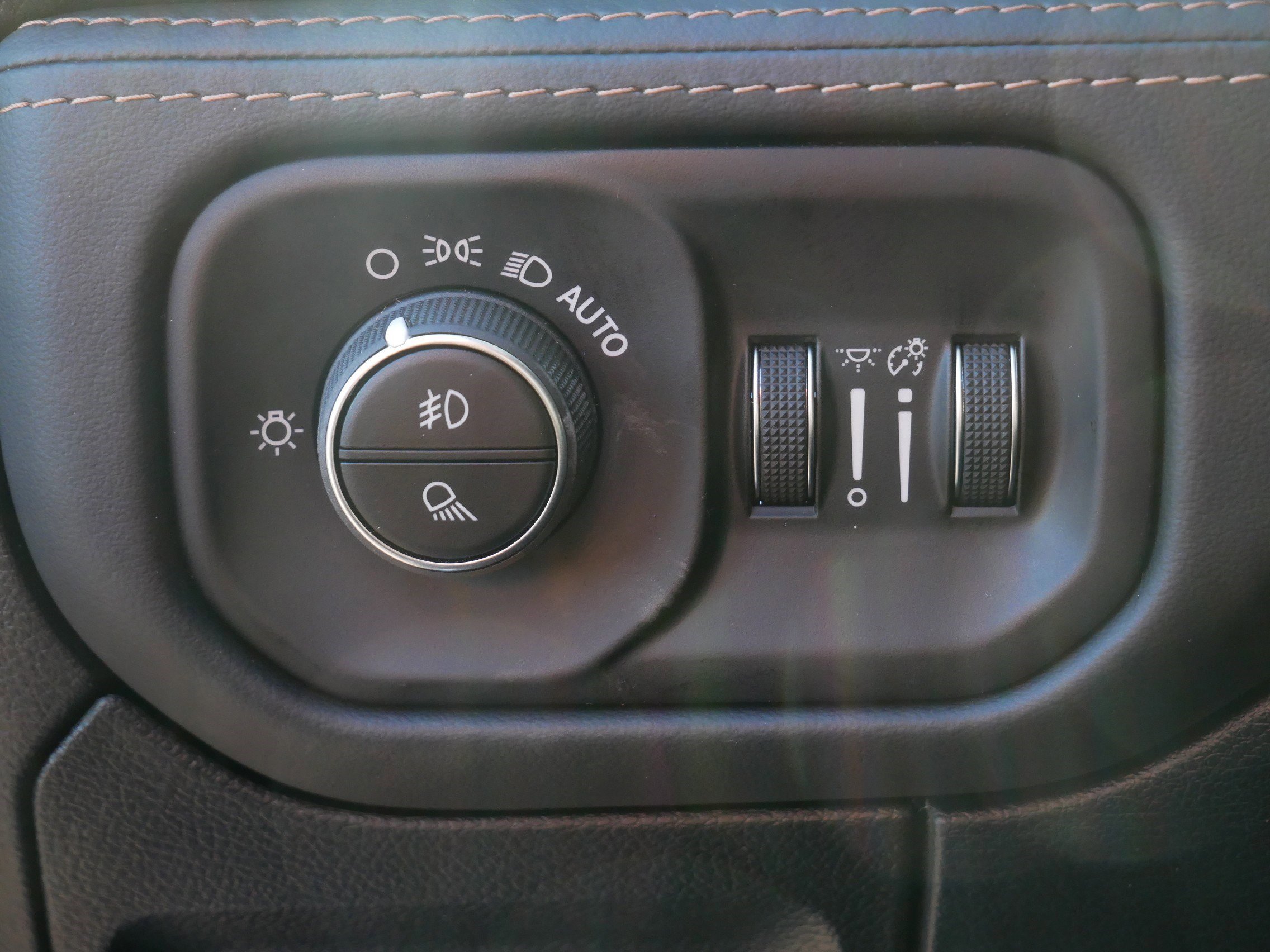 New 2026 RAM 1500 Tungsten w/ Trailer Tow Group image 14