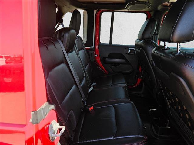 Used 2018 Jeep Wrangler Unlimited Rubicon w/ Dual Top Group AWD/4WD image 15