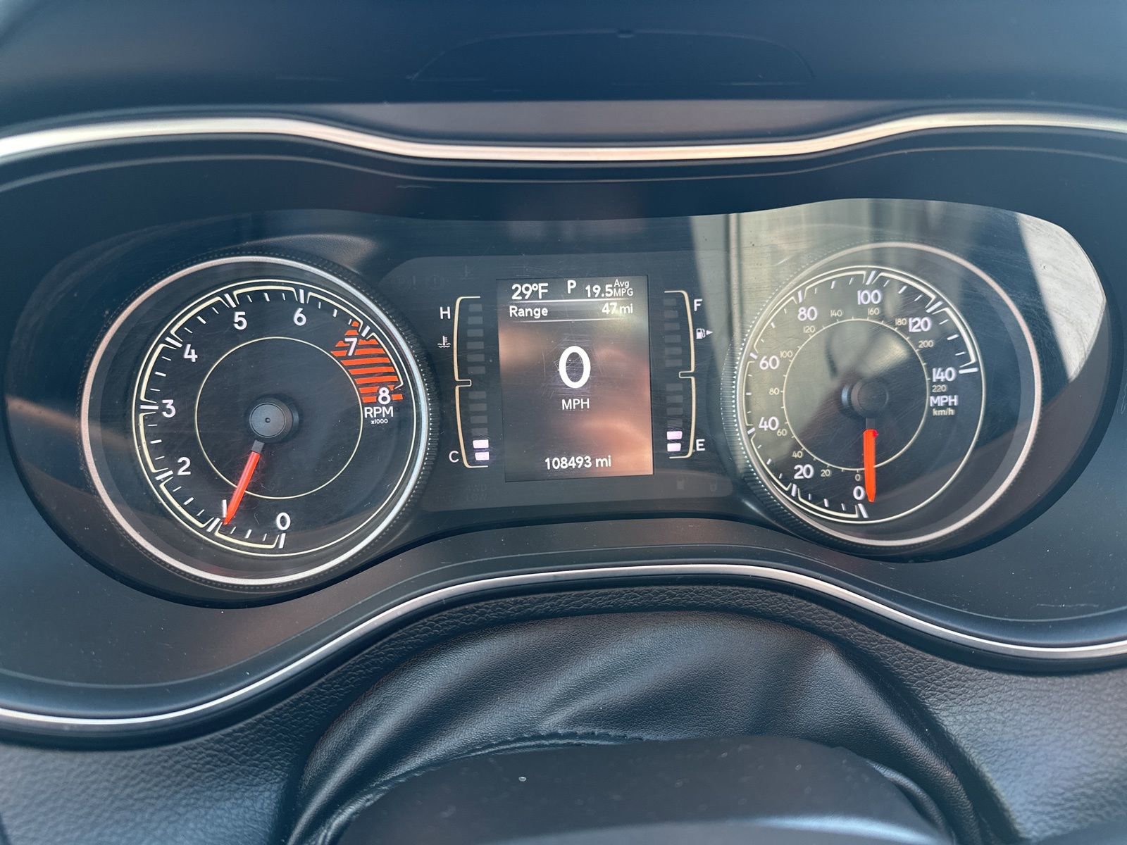 Used 2019 Jeep Cherokee Latitude w/ Cold Weather Group image 38