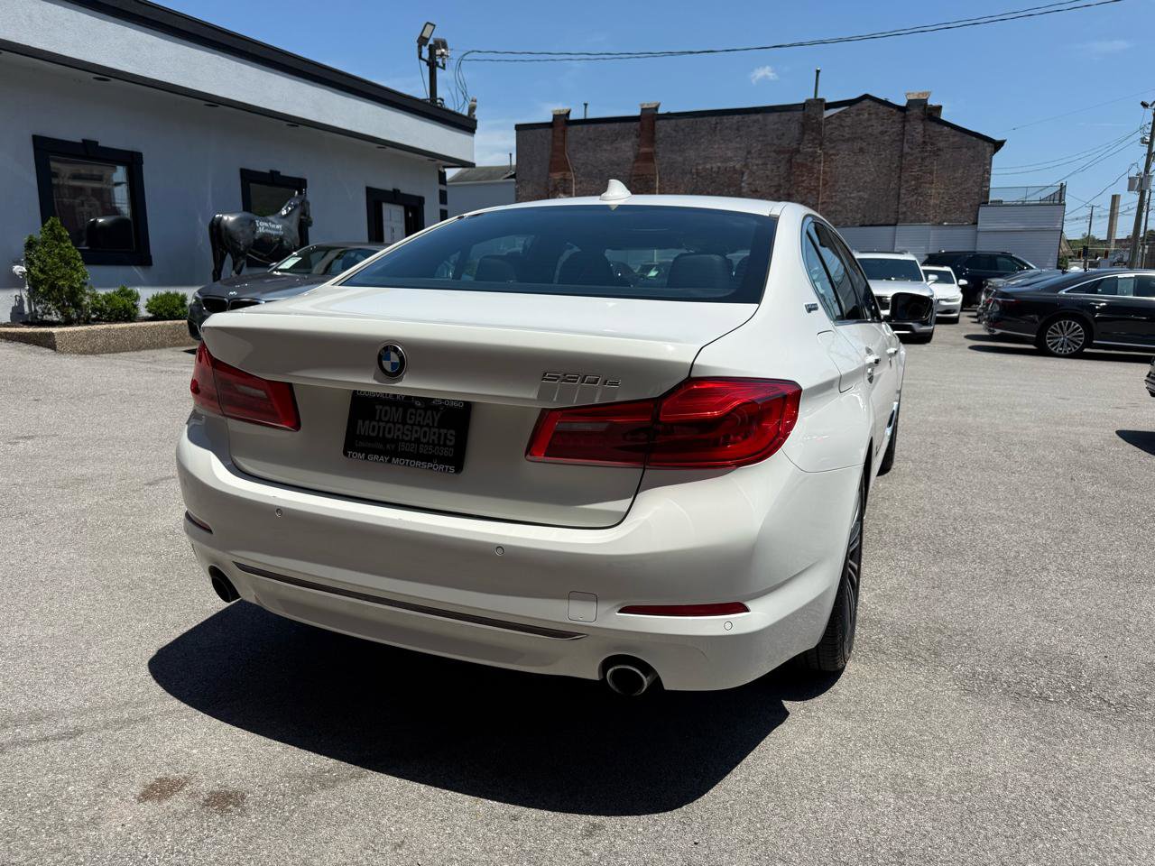 Used 2018 BMW 530e xDrive AWD/4WD image 5