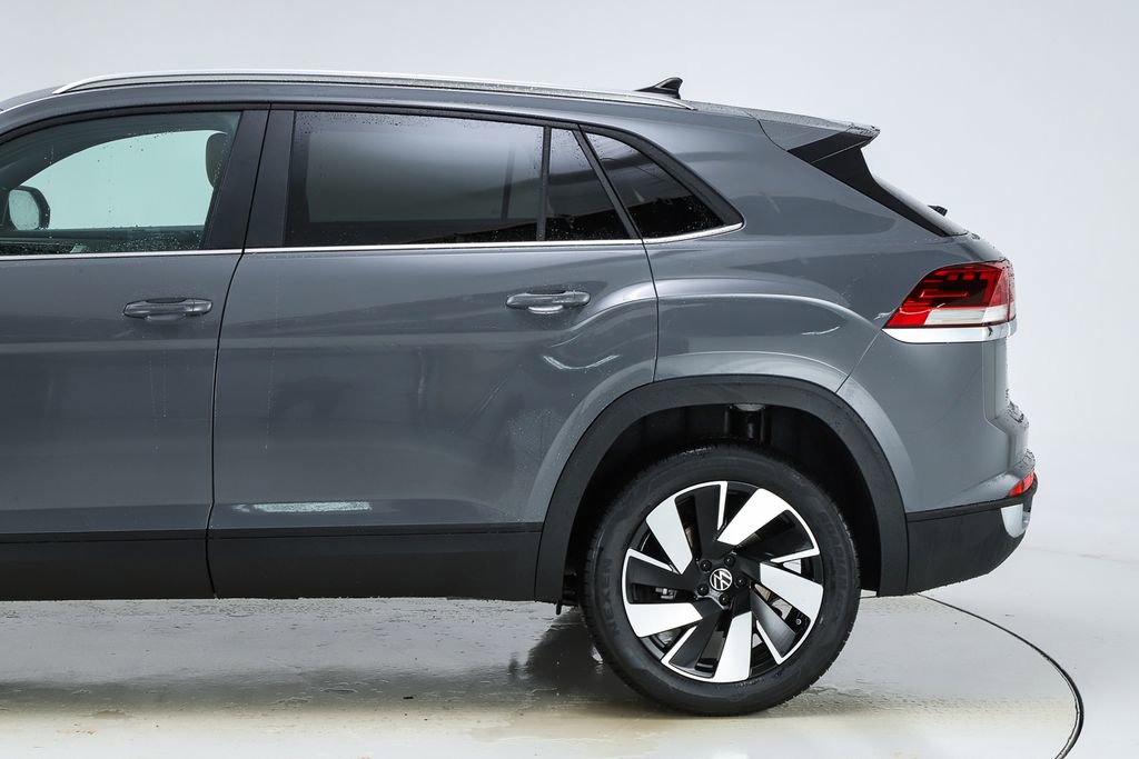 New 2026 Volkswagen Atlas Cross Sport SE image 42