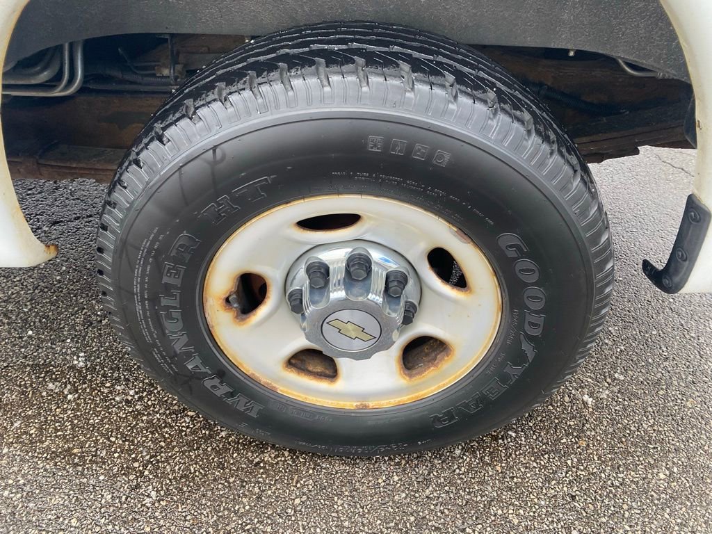 Used 2015 Chevrolet Express 2500 LT w/ LT Preferred Equipment Group image 24