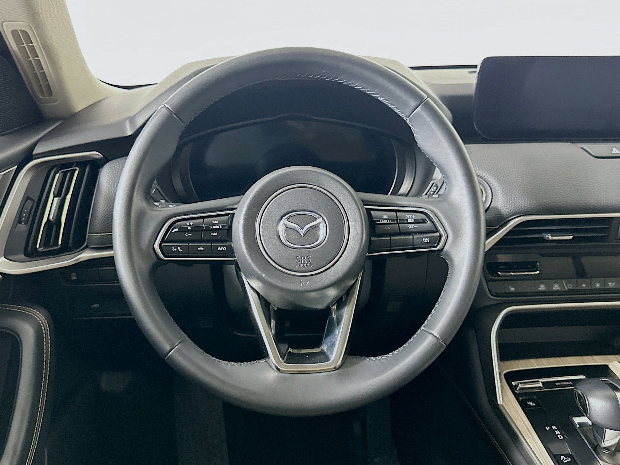 Used 2024 MAZDA CX-90 Plug-In Hybrid w/ Preferred AWD/4WD image 18
