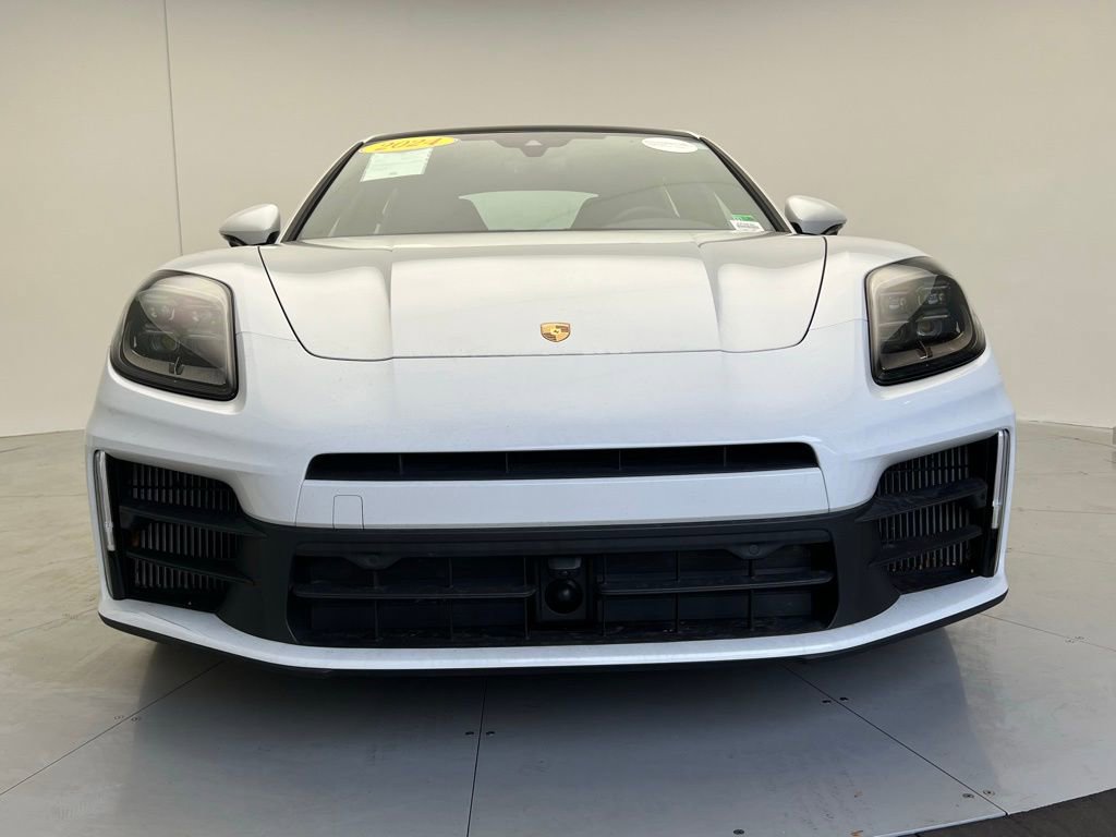 Used 2024 Porsche Panamera image 25