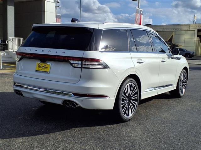 New 2025 Lincoln Aviator Black Label image 2