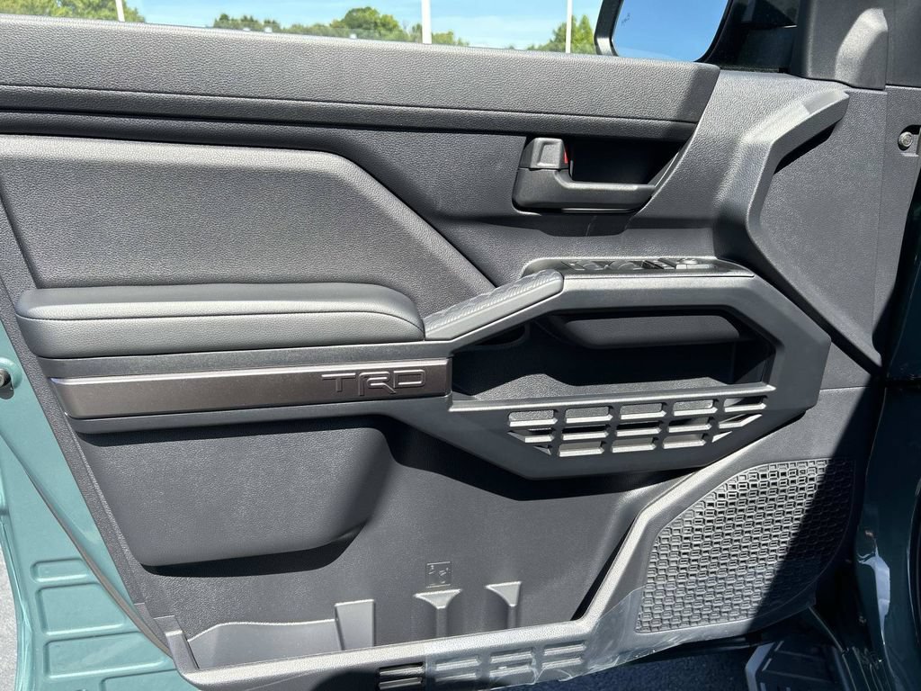 New 2026 Toyota 4Runner TRD Off-Road AWD/4WD image 25