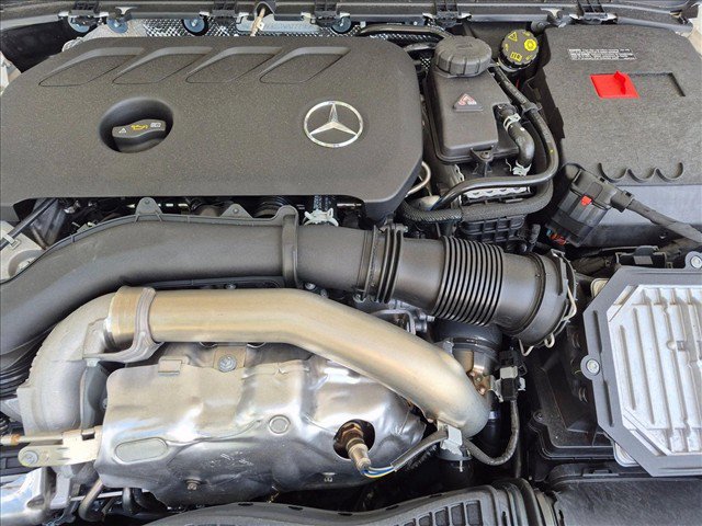 Used 2026 Mercedes-Benz GLB 250 image 24