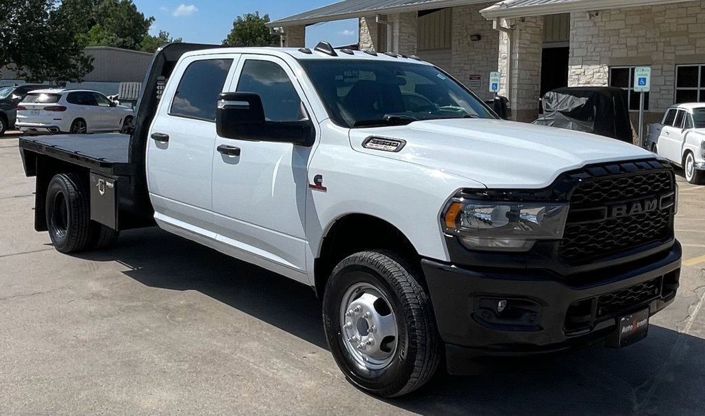 Used 2023 RAM 3500 Tradesman w/ Max Tow Package AWD/4WD image 2