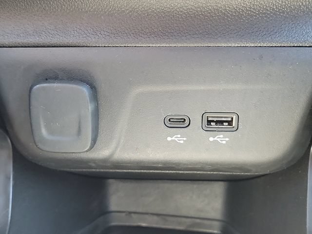 Certified 2025 Chevrolet TrailBlazer LT AWD/4WD image 31