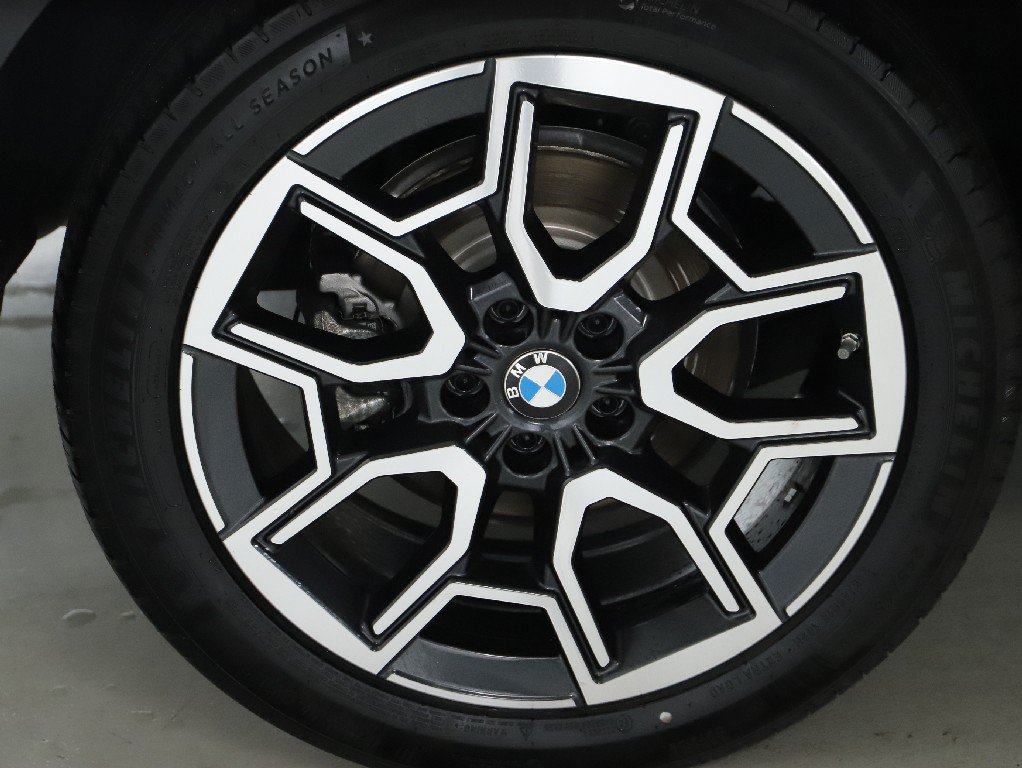Used 2026 BMW X2 xDrive28i w/ Convenience Package AWD/4WD image 14