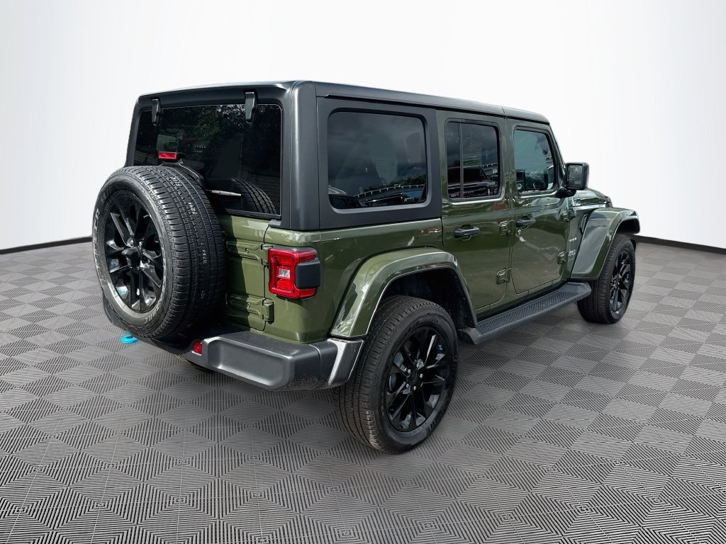 Certified 2023 Jeep Wrangler Unlimited Sahara AWD/4WD image 6
