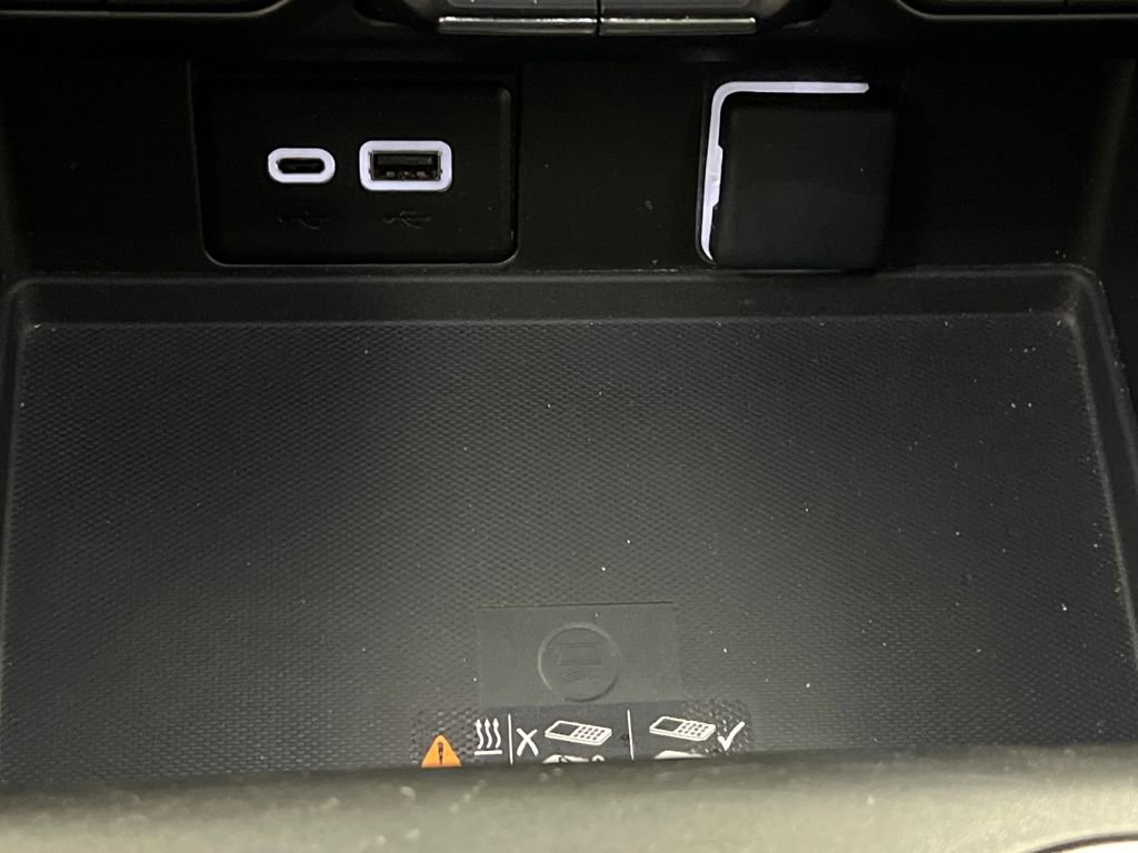 Used 2024 Chevrolet Suburban RST image 52