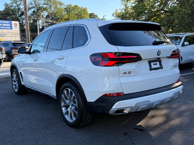 Certified 2026 BMW X5 xDrive40i AWD/4WD image 6