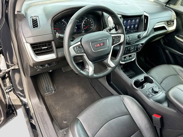 Used 2024 GMC Terrain SLT image 9
