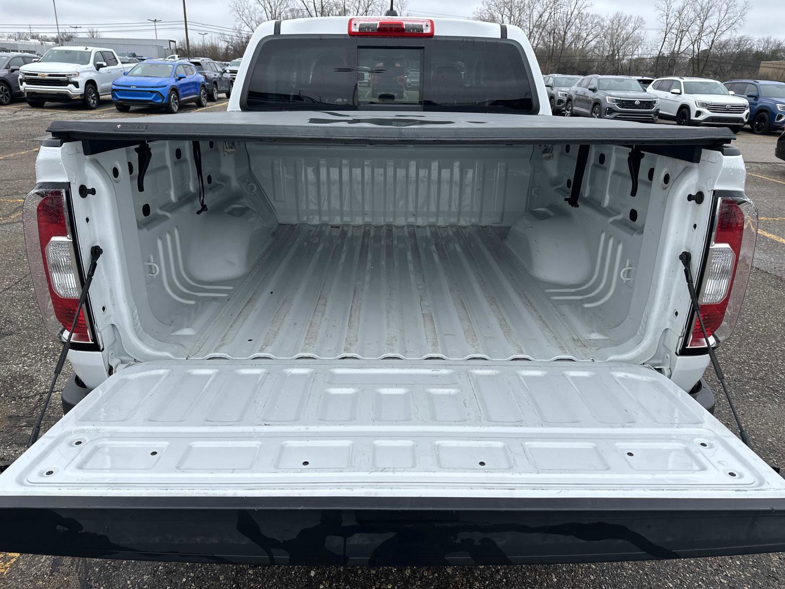 Certified 2022 GMC Canyon Elevation w/ Elevation Premium Package AWD/4WD image 9