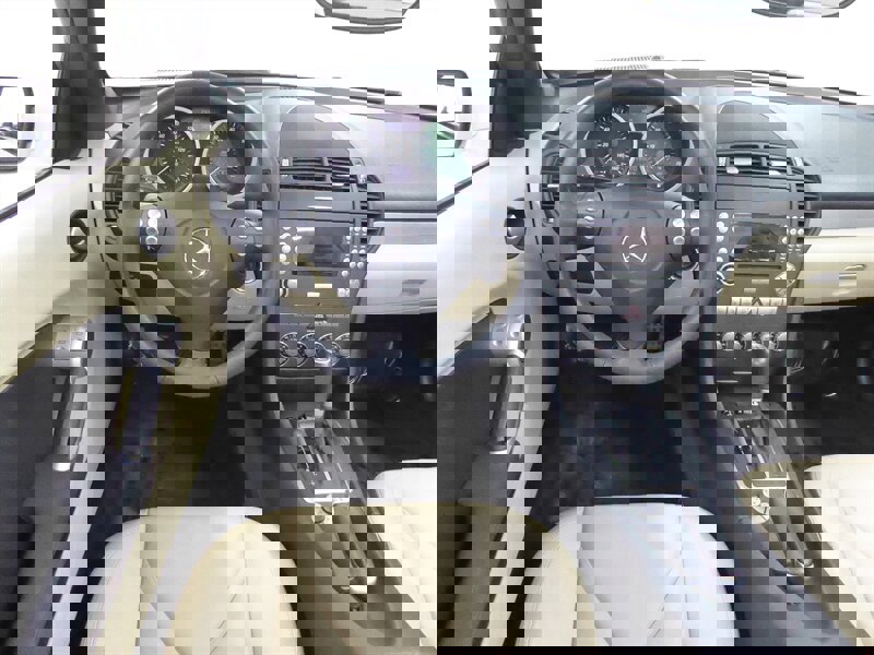 Used 2007 Mercedes-Benz SLK 350 image 18