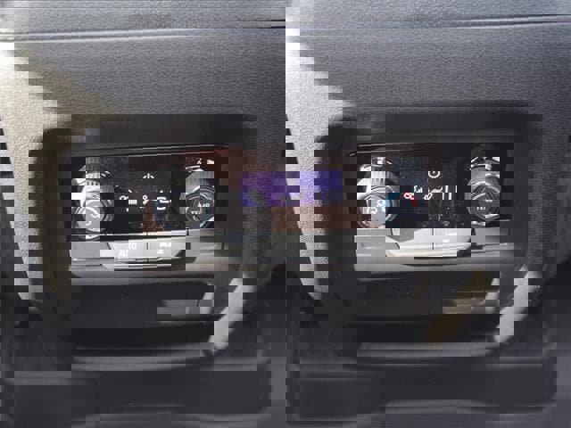 New 2026 Chevrolet Traverse Z71 w/ LPO, Floor Liner Package image 31