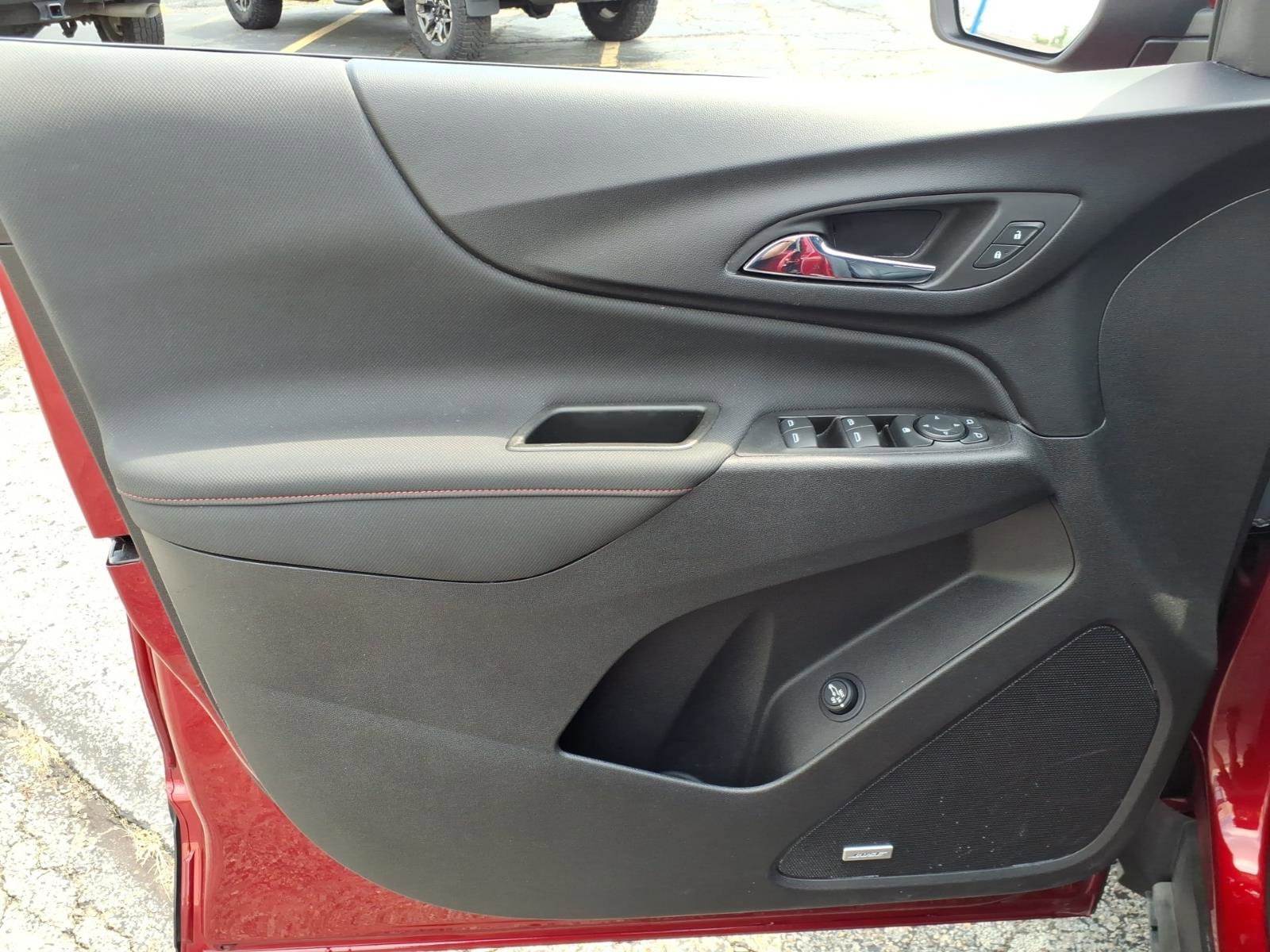 Certified 2023 Chevrolet Equinox RS w/ RS Leather Package AWD/4WD image 12