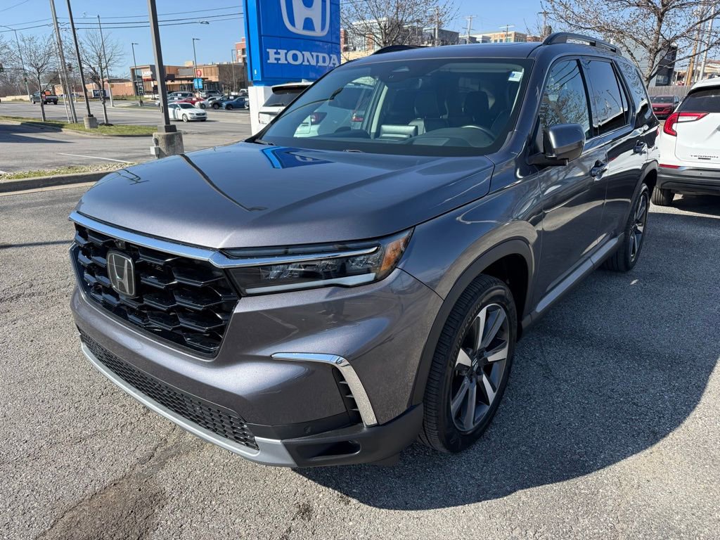 Used 2023 Honda Pilot Elite image 10