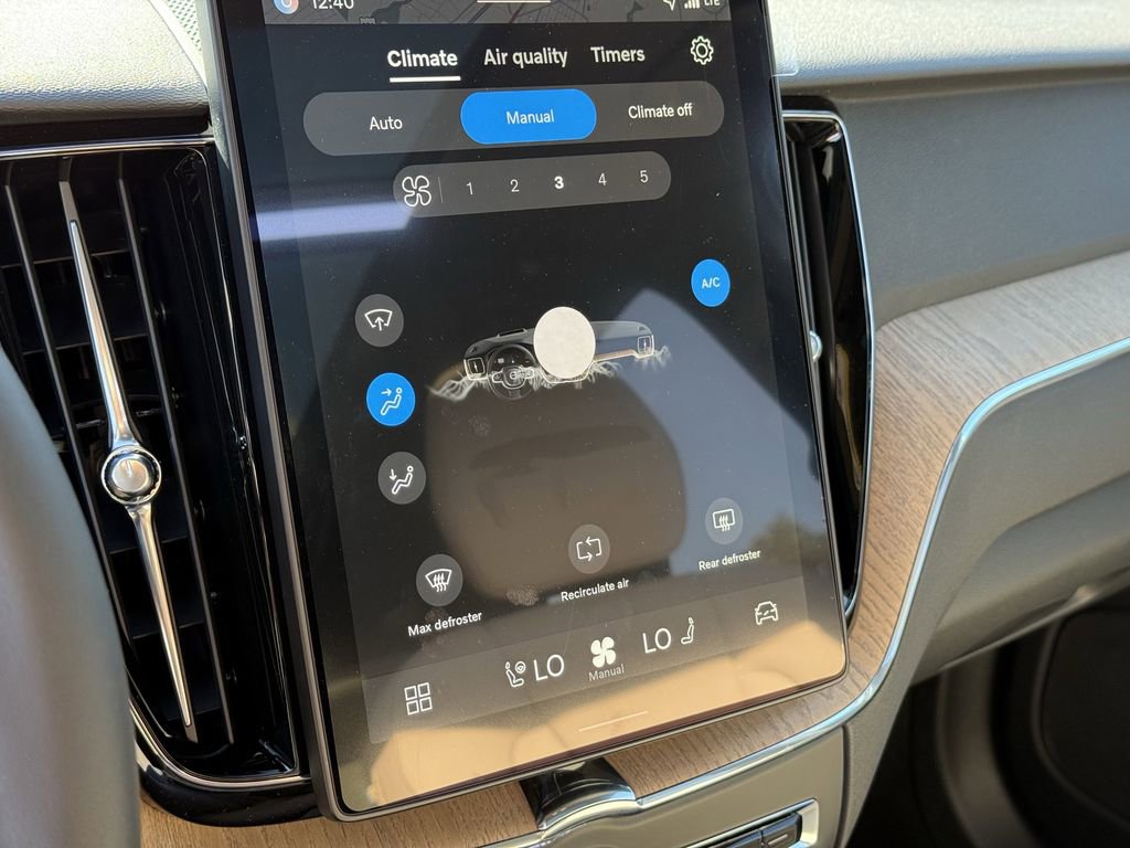 New 2026 Volvo XC60 B5 Plus w/ Climate Package image 20