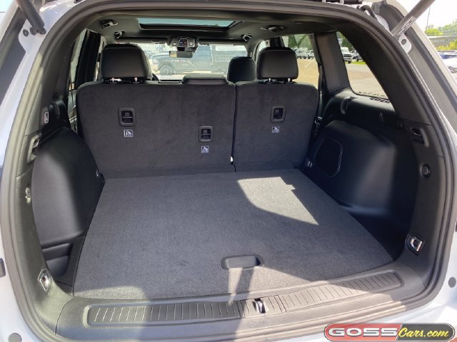 New 2026 Jeep Grand Cherokee Limited w/ Limited Altitude Package AWD/4WD image 9