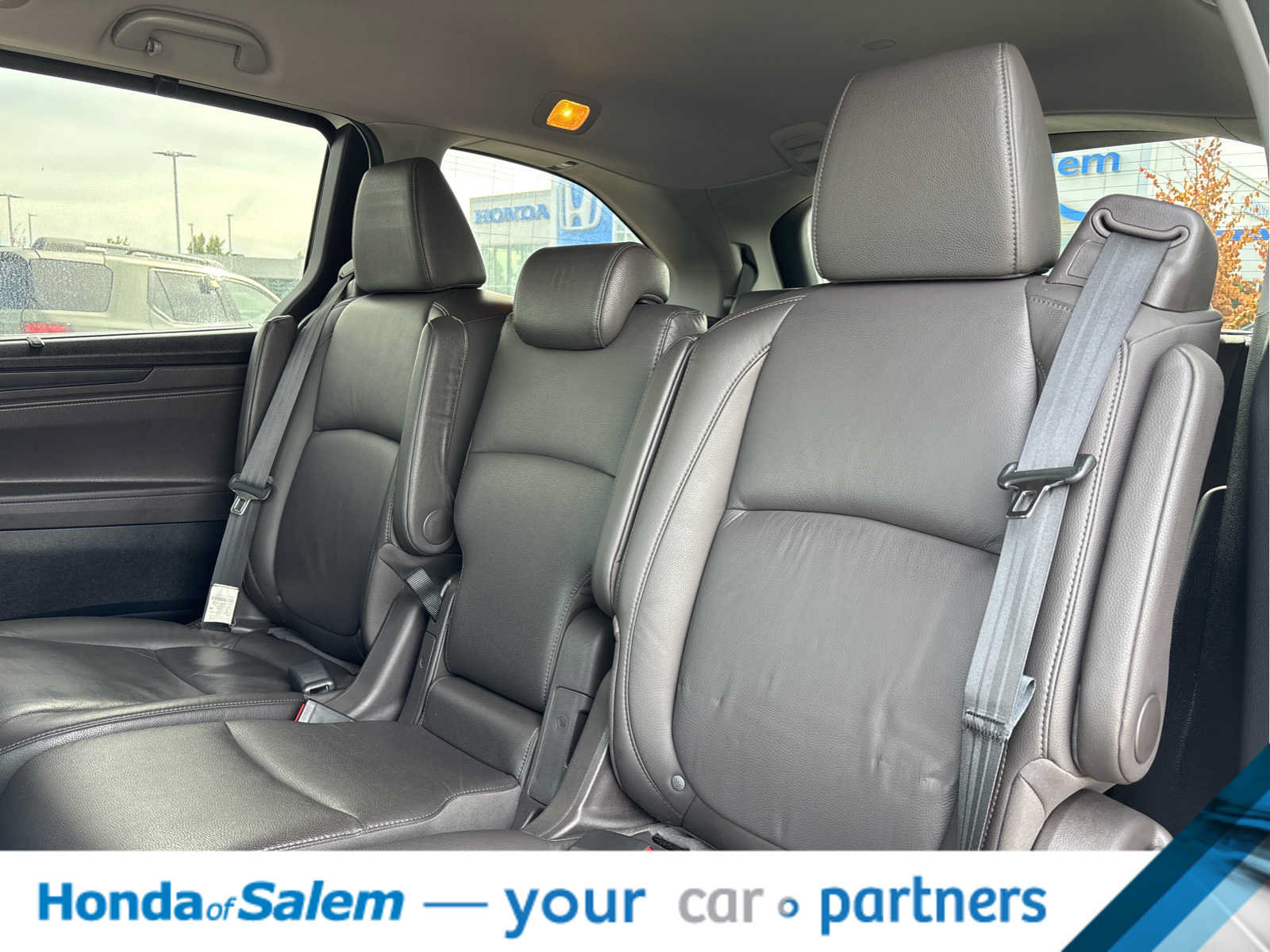 Used 2018 Honda Odyssey Touring image 13