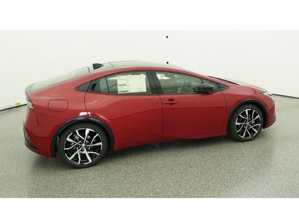 New 2026 Toyota Prius Plug-In Hybrid FWD image 11