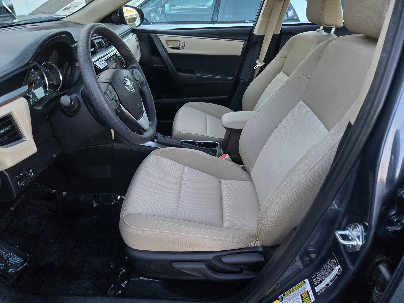 Used 2016 Toyota Corolla LE image 16