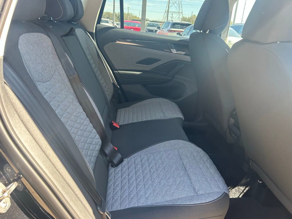 Used 2025 Volkswagen Tiguan S image 40