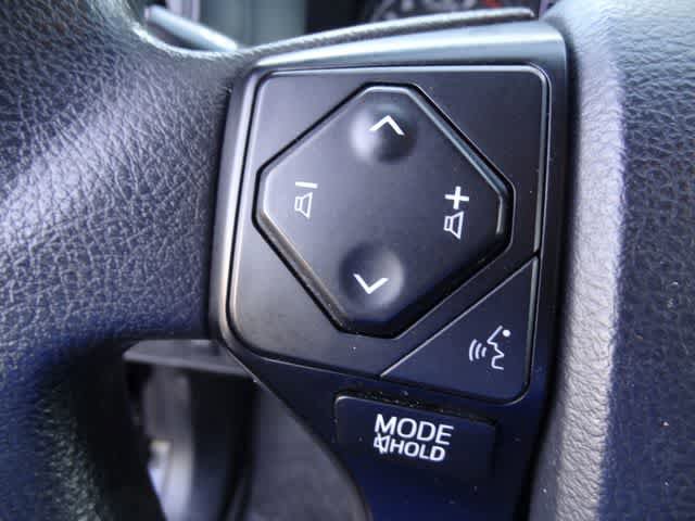 Used 2023 Toyota Tacoma SR AWD/4WD image 14