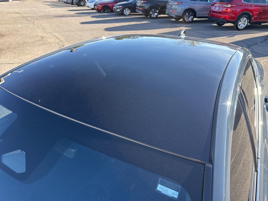 Used 2026 Toyota Crown Limited image 9