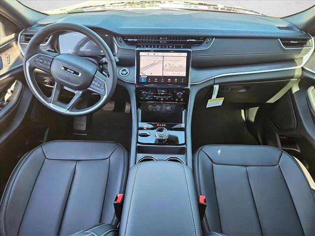 New 2025 Jeep Grand Cherokee Limited image 14