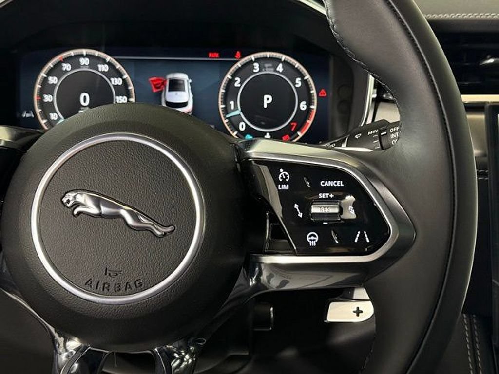 New 2026 Jaguar F-PACE R-Dynamic S AWD/4WD image 40