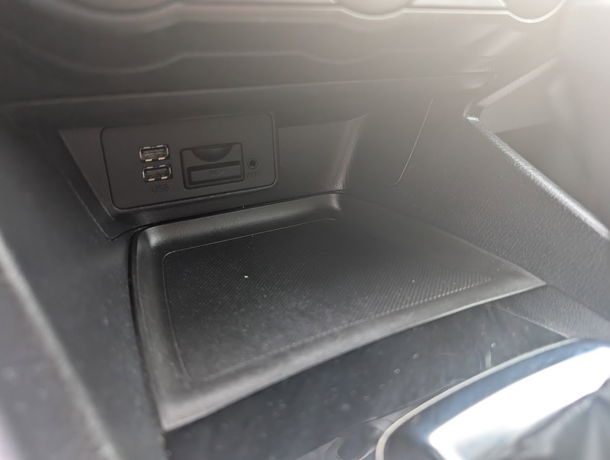 Used 2015 MAZDA MAZDA3 i Sport image 23