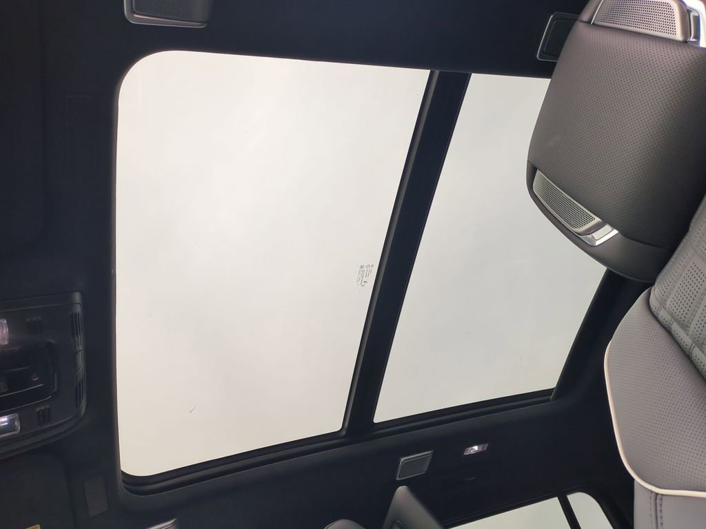 New 2026 Cadillac Escalade ESV Platinum Luxury AWD/4WD image 18