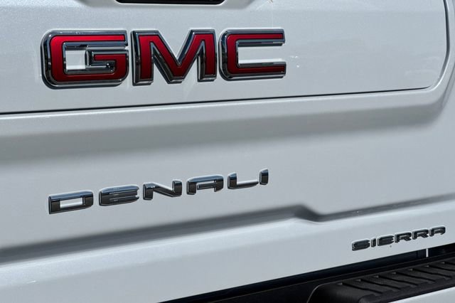 New 2026 GMC Sierra 2500 Denali w/ Denali Reserve Package image 33