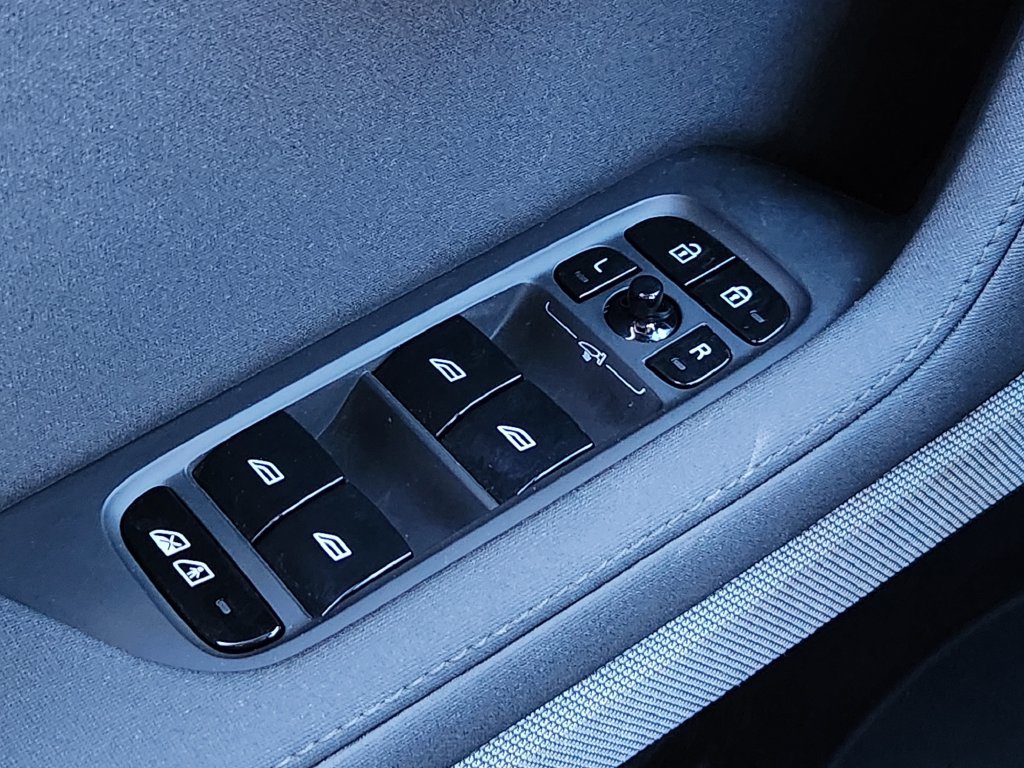 Used 2024 Polestar Polestar 2 AWD/4WD image 14