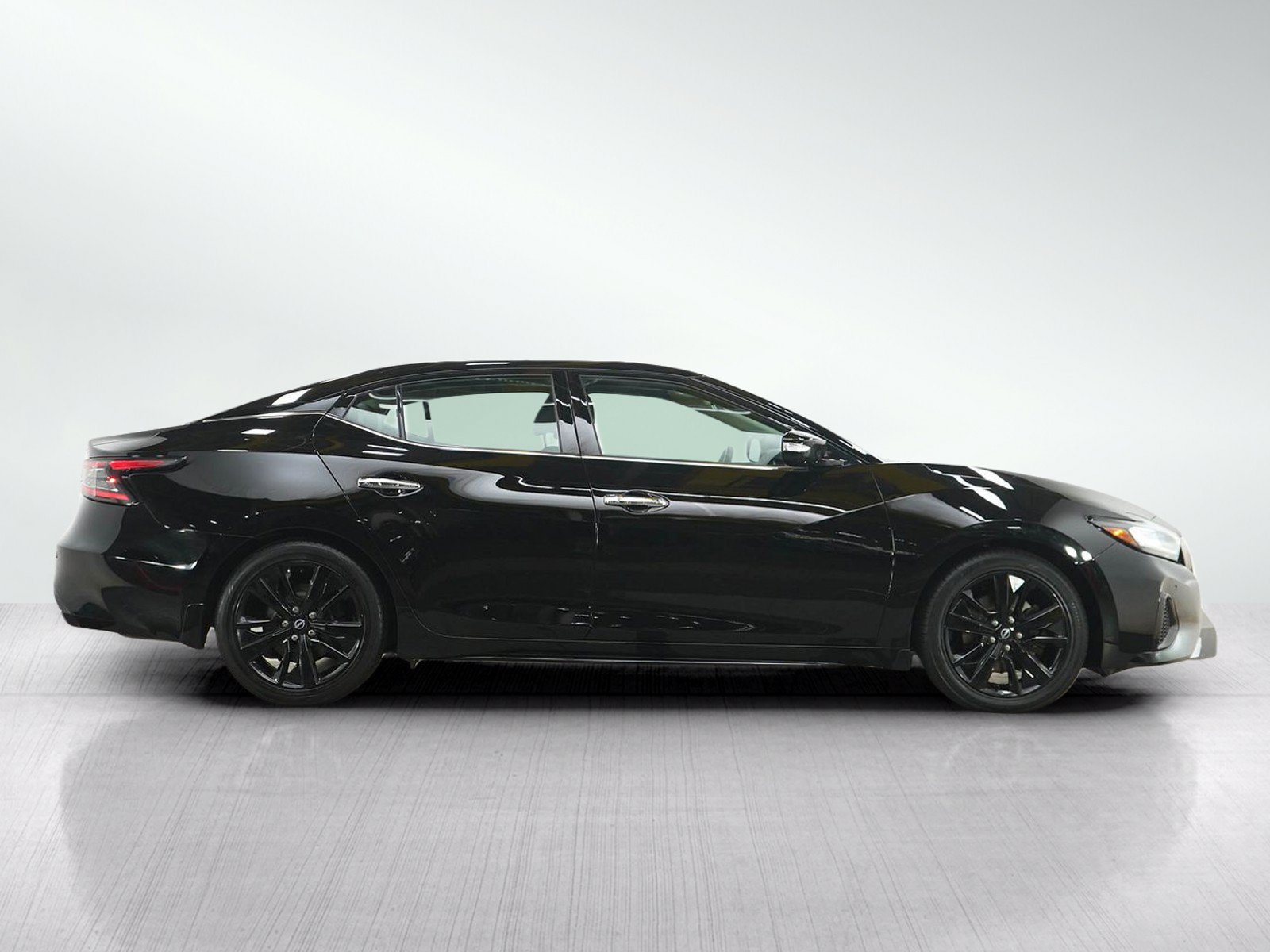 Used 2023 Nissan Maxima SL FWD image 6