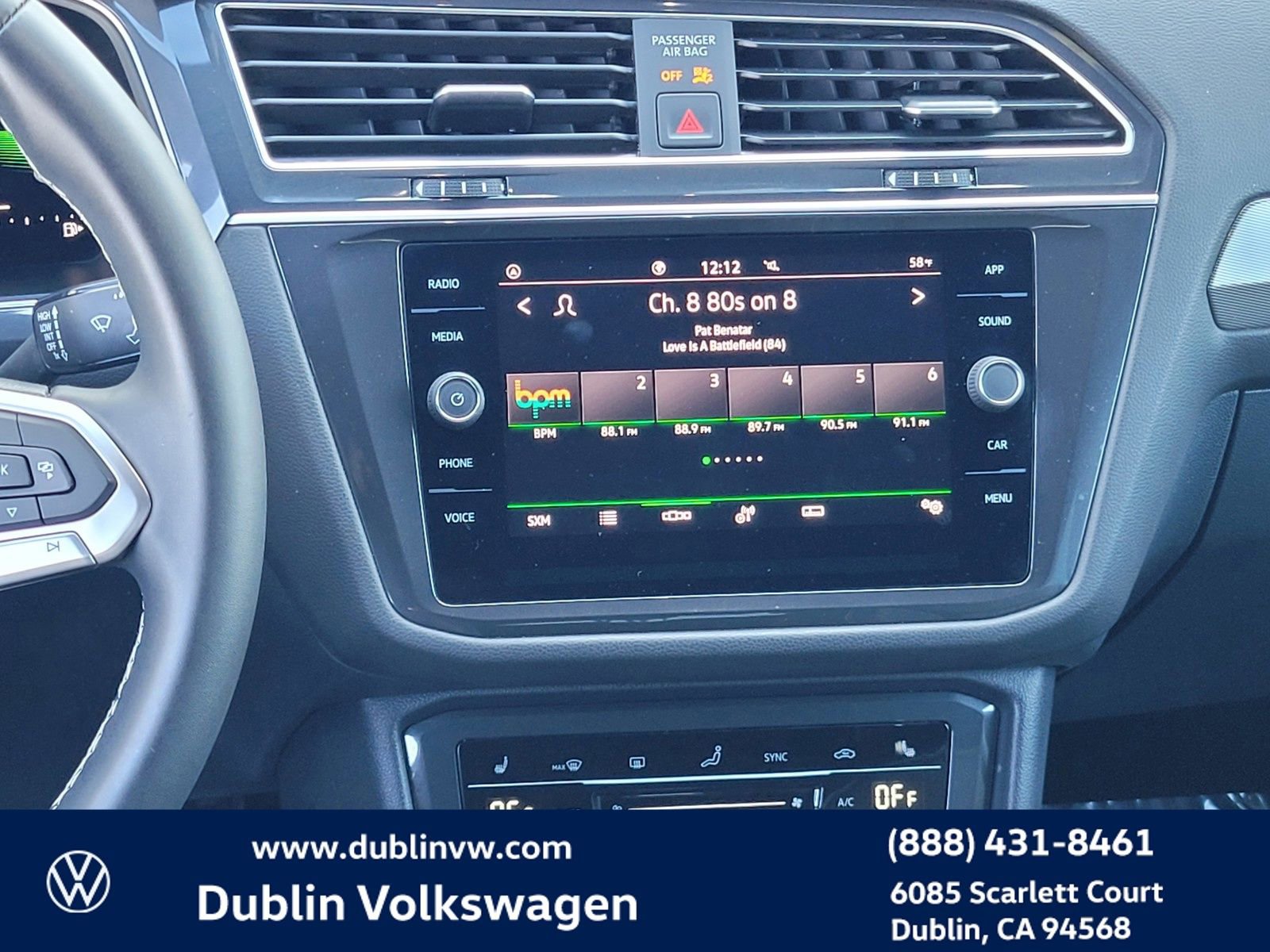 Used 2023 Volkswagen Tiguan SE R-Line image 16