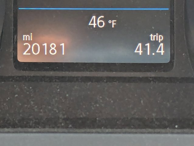 Used 2020 Volkswagen Tiguan SE R-Line image 10